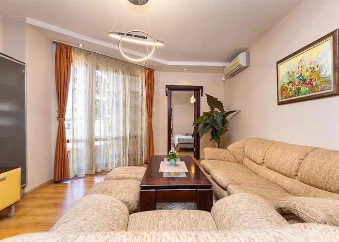 Centrally-Located 1Bd Apartment Near Kapana By Flat Mаnager